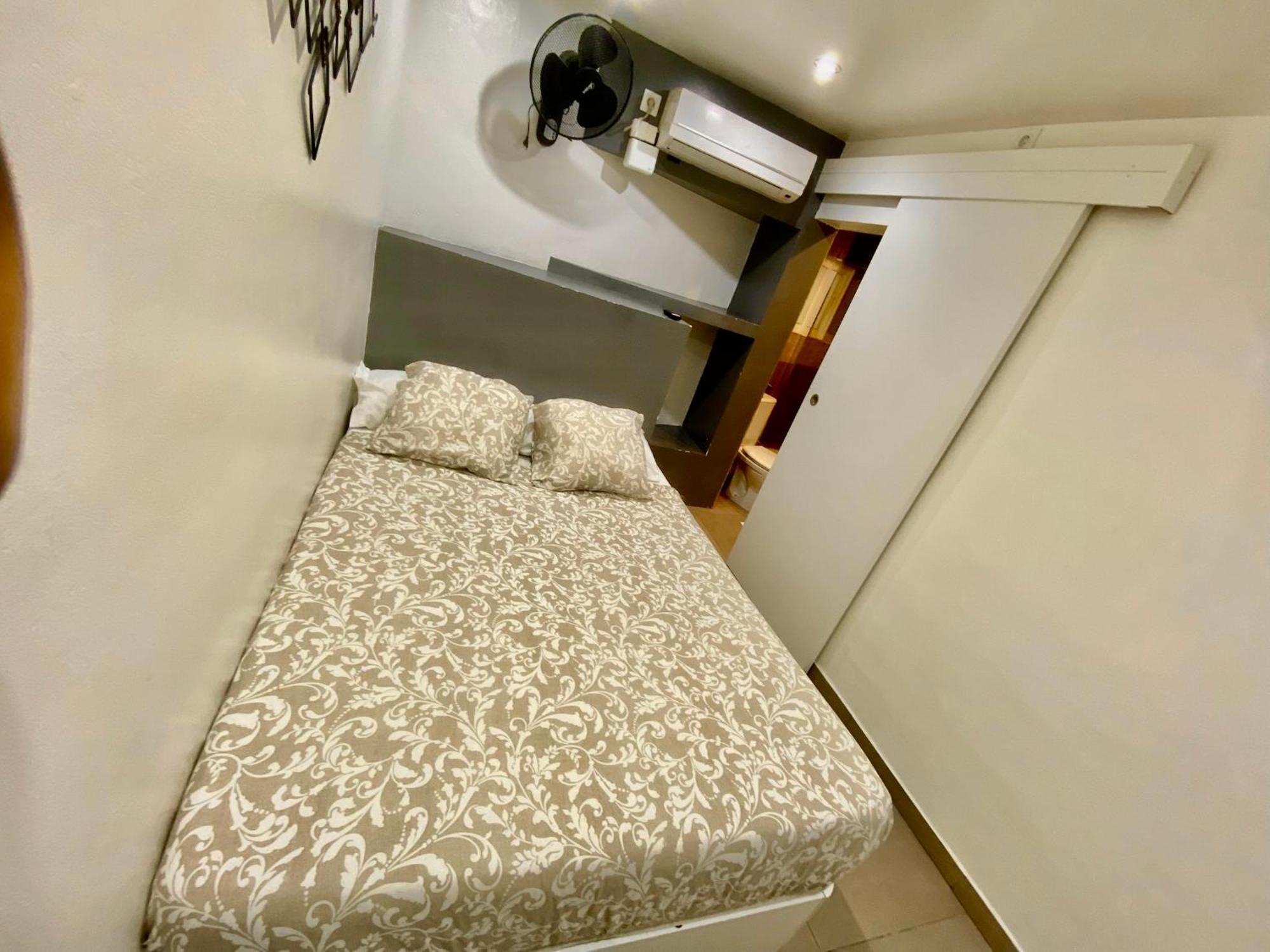 Suites Nuevas Con Bano Privado Frente Al Metro St Mwc Barcelona-Fira L'Hospitalet de Llobregat Luaran gambar